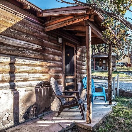 Apache Village 5, Queen Bed, Midtown, Sleeps 2 Ruidoso Exterior photo