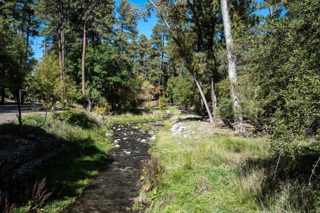 Apache Village 5, Queen Bed, Midtown, Sleeps 2 Ruidoso Exterior photo