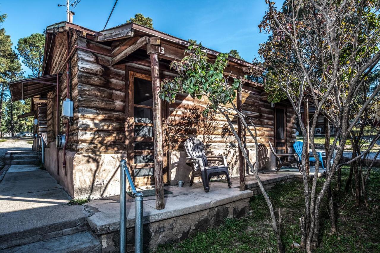 Apache Village 5, Queen Bed, Midtown, Sleeps 2 Ruidoso Exterior photo